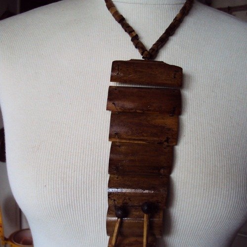 Cravate bambou, articulée ' xylophone et ses baguettes amovibles'
