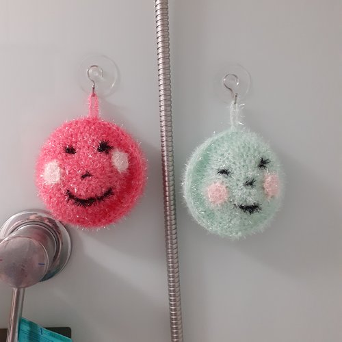 Éponge réutilisable crochetée à la main – zéro déchet – double face – 12 coloris