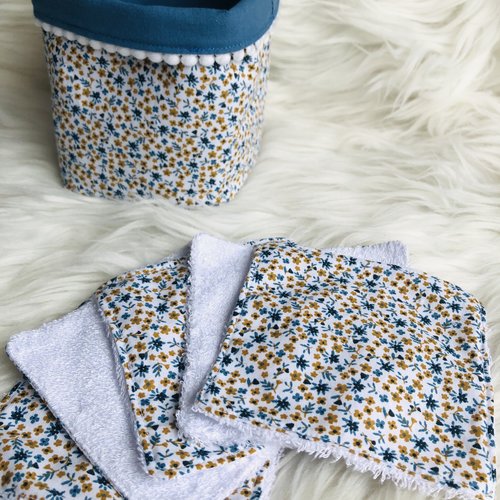 Panière et lingettes en coton et éponge bambou motifs petites fleurs