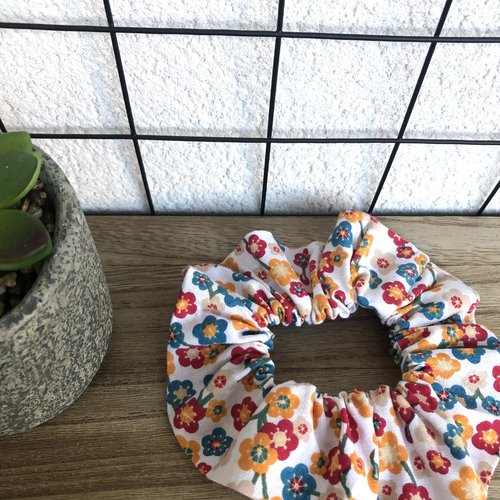 Chouchou en coton cousu main motifs fleuris