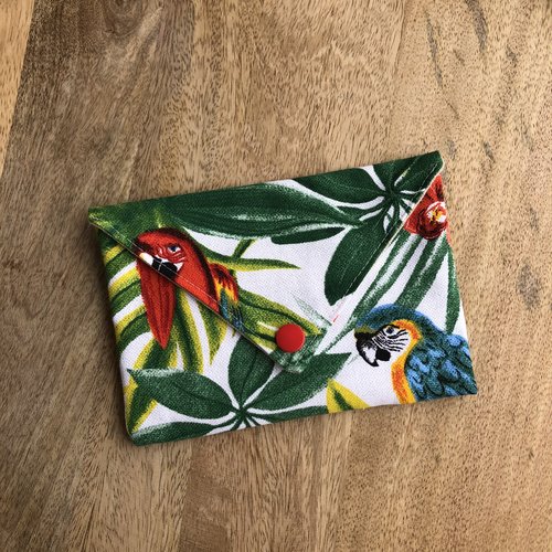 Pochette enveloppe en toile de coton motifs perroquets