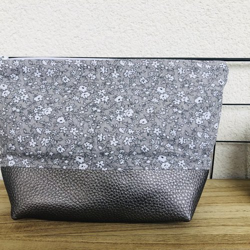 Pochette / trousse taille m en simili cuir et coton fleuri