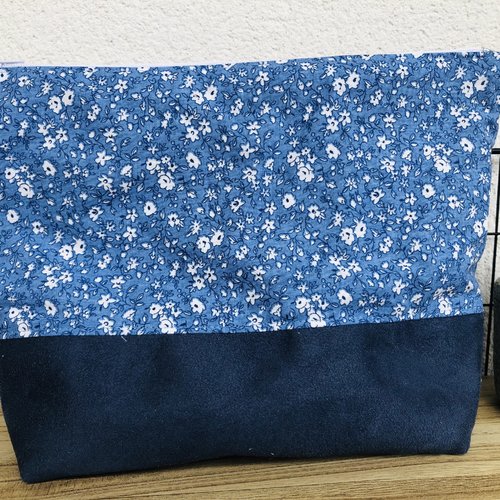 Pochette / trousse taille m en suédine et coton fleuri