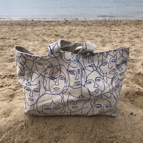 Sac / cabas en toile de coton aspect lin à motif visage bleu
