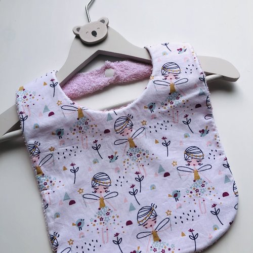 Joli bavoir en éponge et tissu coton motifs fées