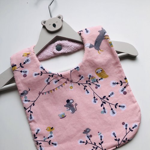 Joli bavoir en éponge et tissu coton motifs souris grise