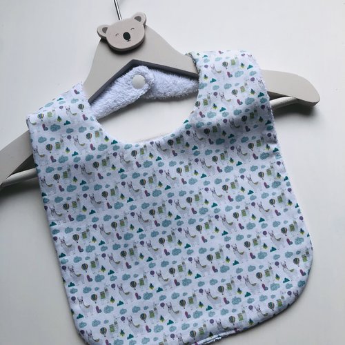 Joli bavoir en éponge et tissu coton motifs lamas