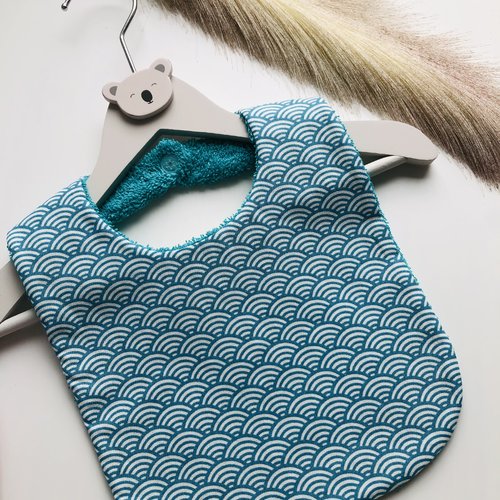 Joli bavoir en éponge et tissu coton motifs japonais turquoise