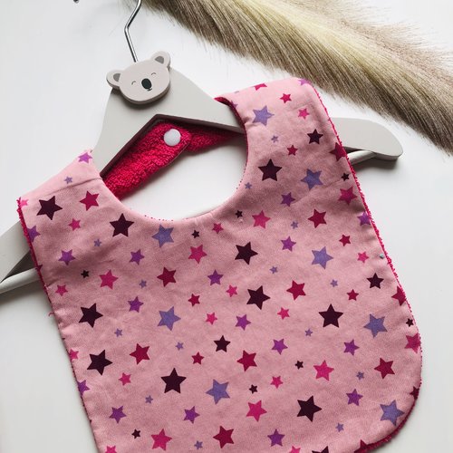 Joli bavoir en éponge et tissu coton motifs étoiles
