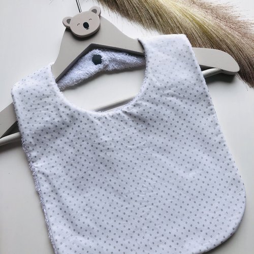 Joli bavoir en éponge et tissu coton motifs pois argentés