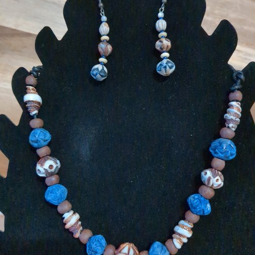 Parure bijoux perles en céramique