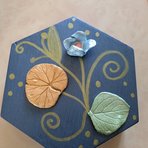 Coffret à bijoux en bois