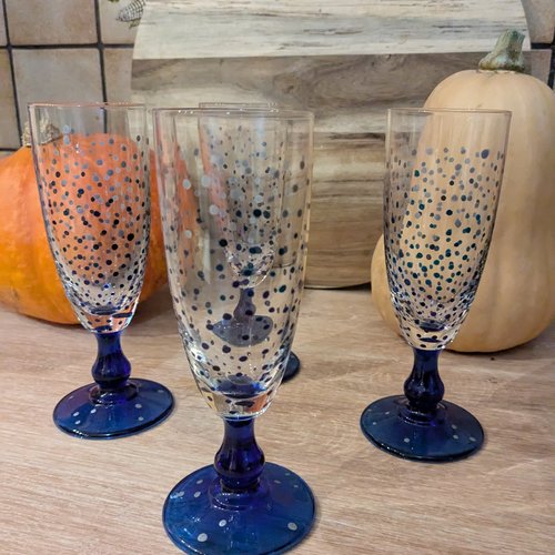 4 verres à pied peints à la main