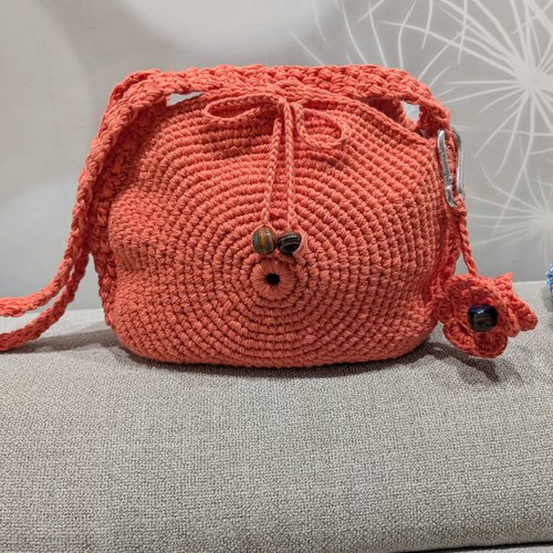 Sac à main crochet et son  porte clefs fête des mères