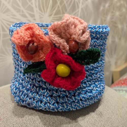 Cache pot au crochet fête des mères