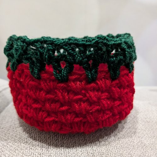Corbeille vide poche au crochet fête des mères