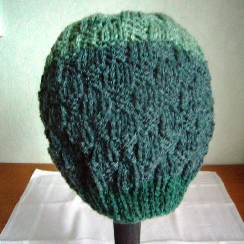 Bonnet rond, vert dégradé,tricot point damiers,