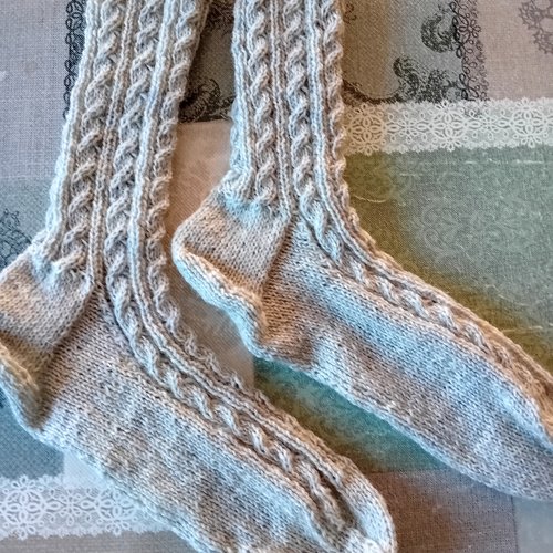 Chaussettes en laine tricot main, gris perle, 37-38