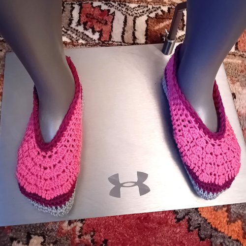 Chaussons femme, chaussons en laine, crocheté main, 36-38