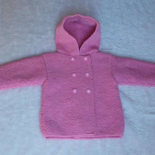 Manteau bébé à capuche rose 12 mois boutons fleur tricoté main