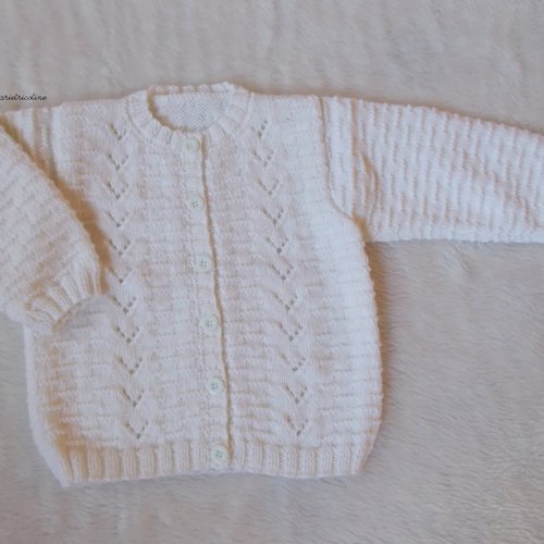 Gilet enfant 2 ans blanc tricoté main en laine phildar