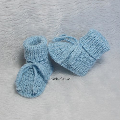 Chaussons bébé en laine mérinos bleu horizon 0/3 mois tricotés main
