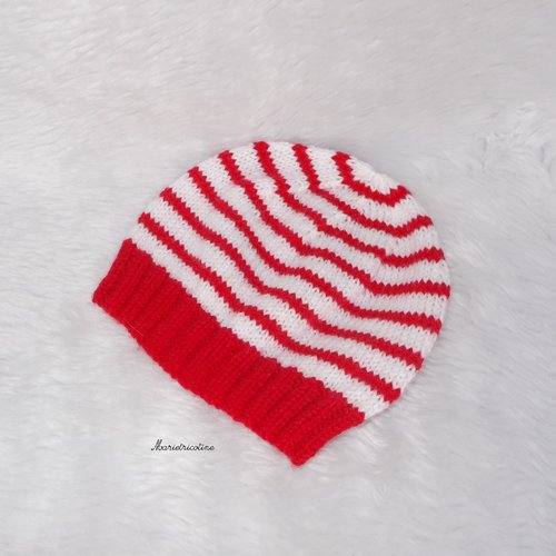 Bonnet bébé laine mérinos 0/3 mois blanc et rouge style marin tricoté main