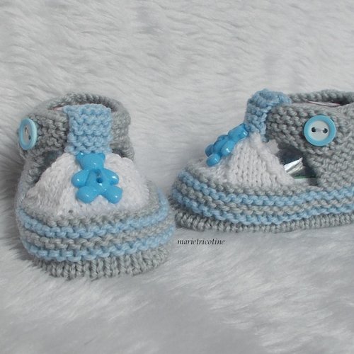 Chaussons bébé nounours 0/3 mois gris blanc bleu horizon tricot main en laine fonty bb mérinos