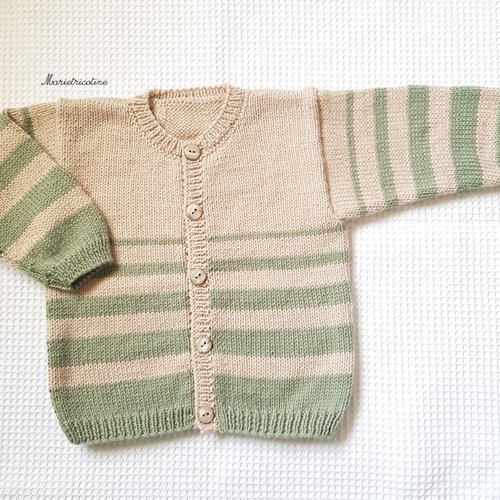 Gilet bébé 12 mois tricoté main en laine phildar caresse