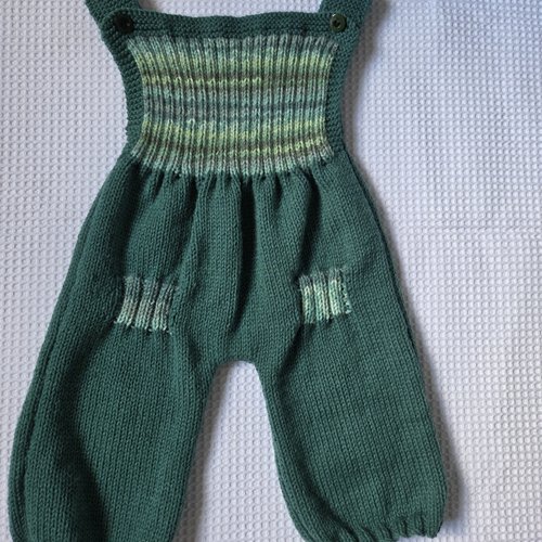 Salopette longue verte 3 mois tricoté main en laine rico baby