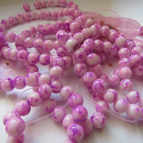 10 perles en verre mouchetées de 8 mm de diamètre