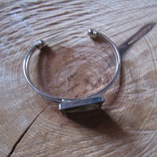 1 support bracelet en laiton carré 25mm