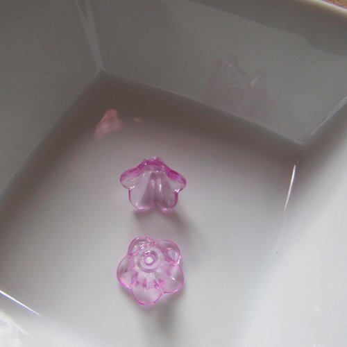 2 coupelles en forme de fleur acryliques 14x10 mm