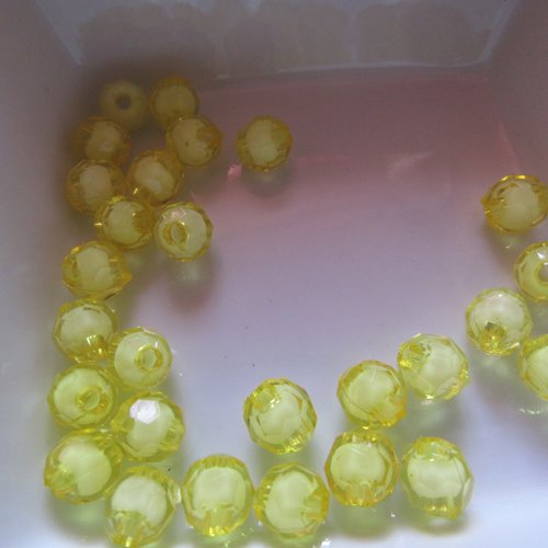 10 perles acryliques 8 mm à facettes