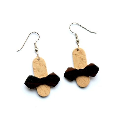 Boucles d'oreille bâtonnet et noeud papillon en bois