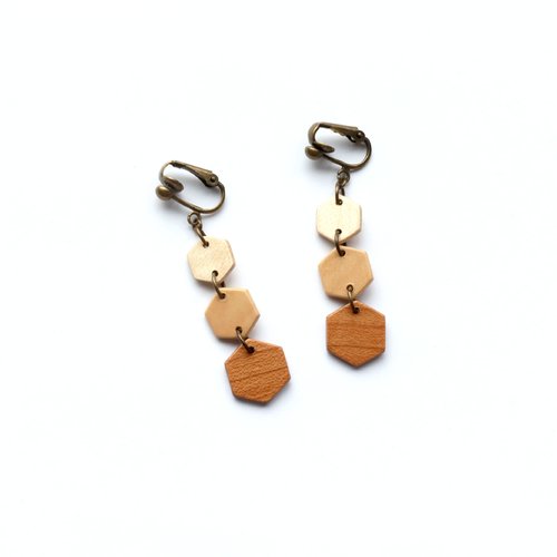 Clips d'oreille trois hexagone en bois