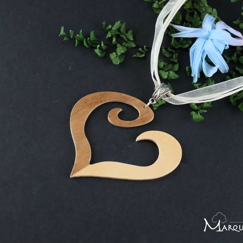 Cadeau de st valentin : collier coeur stylisé bicolore en bois