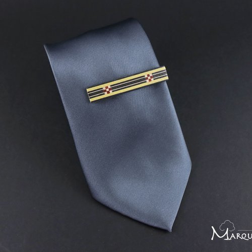 Pince cravate en bois coloré originale