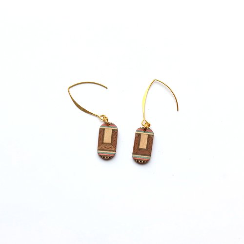 Petites boucles d'oreilles ovales en bois coloré avec grands crochets