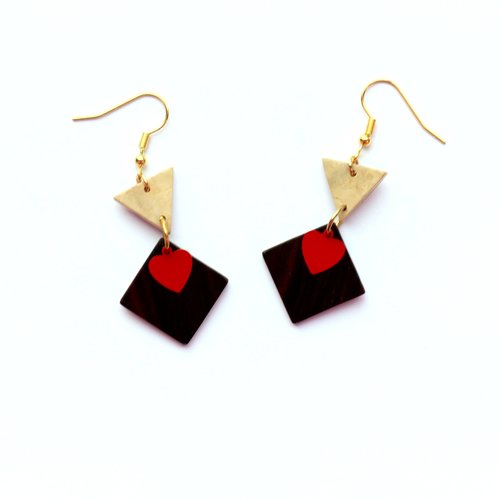 Cadeau de saint valentin : clips d'oreilles bois formes géométriques carré triangle et breloque métal coeur