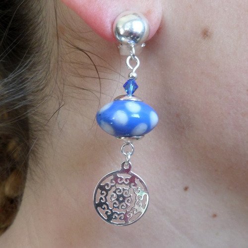 Boucles d'oreilles à clips en argent, cristal et verre bleu à pois blanc, mandala rons en pendants