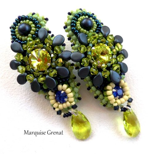 Boucles d'oreilles brodées de perles et cristaux bleu vert citron bohème chic romantique