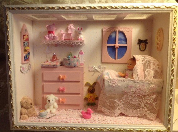 vitrine miniature, chambre jeune fille, décoration, maison de