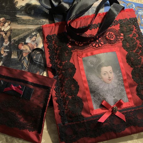 Duo d'une grande pochette lingerie et son coussin de senteur