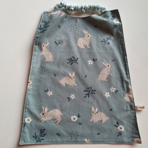 Bavoir serviette maternelle couleur bleue et lapins blancs - arrière "super ours"