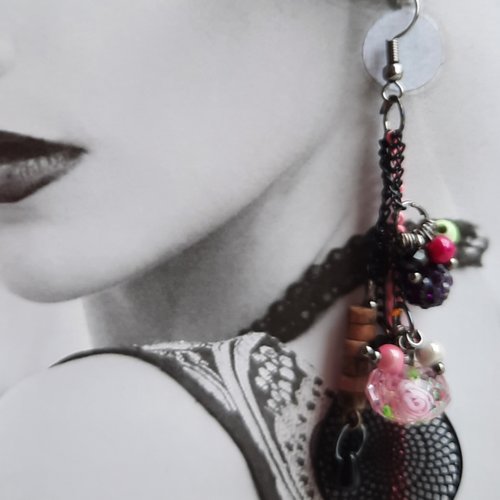 Bijou unique - boucles d'oreilles longues pendantes pierres rhodonite rose et estampe noire