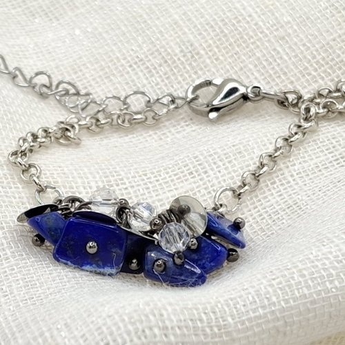 Bracelet chaîne à breloques perles