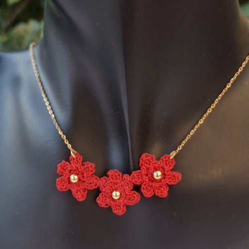 Collier barrette "trio de fleurs passion"