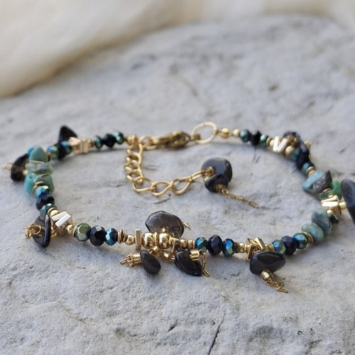 Bracelet pierres naturelles et perles africaines – noir, bleu – acier inoxydable doré
