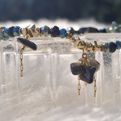 Bracelet pierres naturelles et perles africaines – noir, bleu – acier inoxydable doré